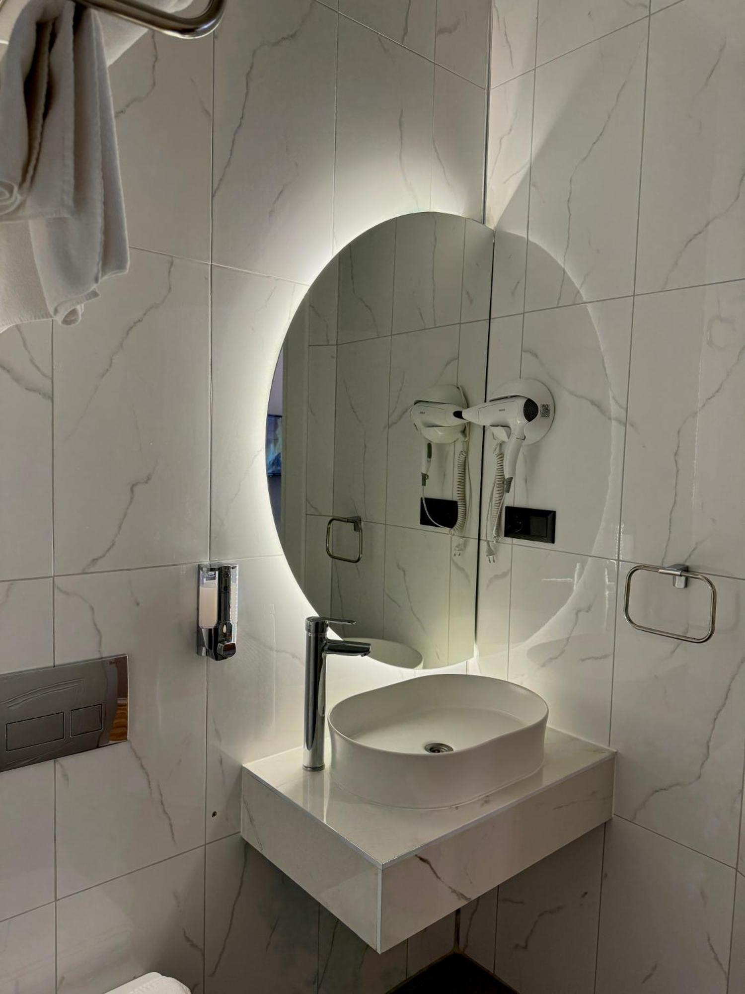 The Aramis Galata Hotel Istanbul Exterior photo