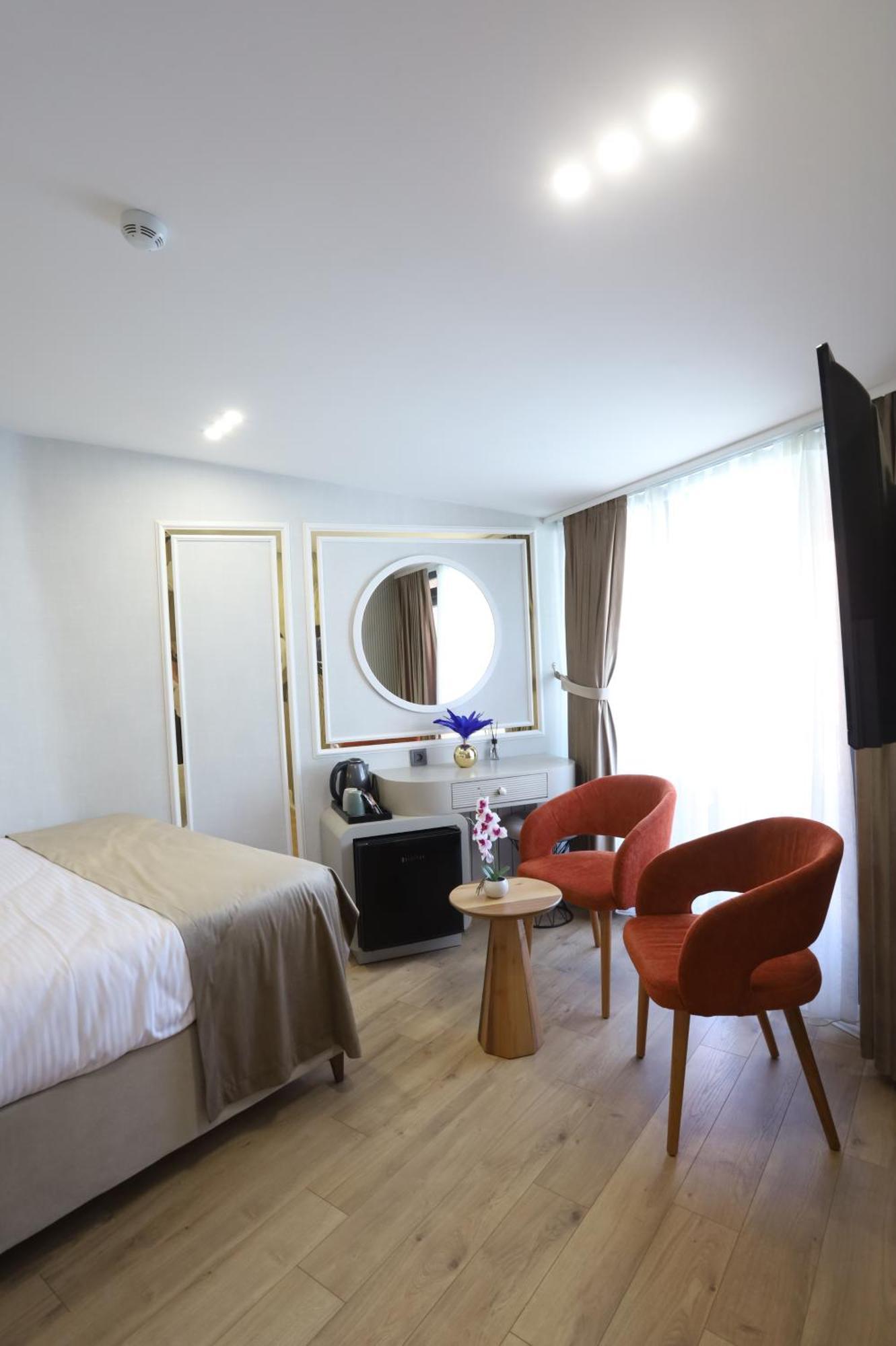 The Aramis Galata Hotel Istanbul Exterior photo