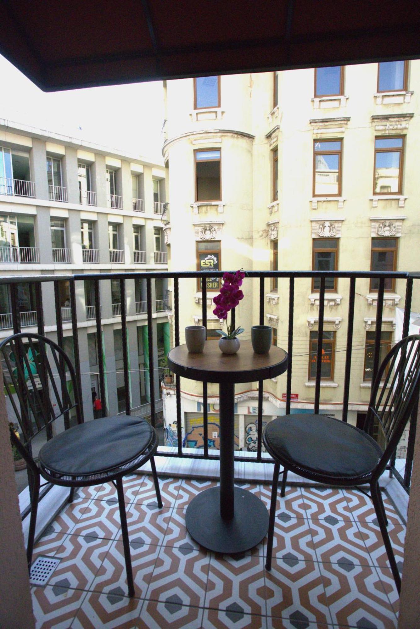 The Aramis Galata Hotel Istanbul Exterior photo